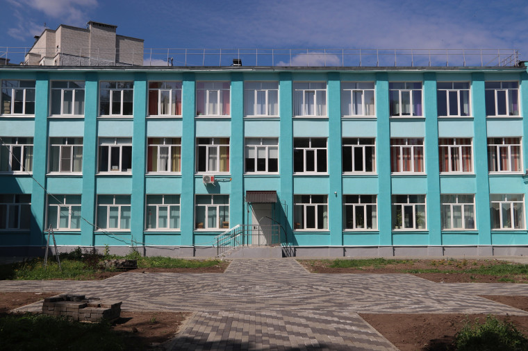 В новый учебный год — с обновленной территорией..